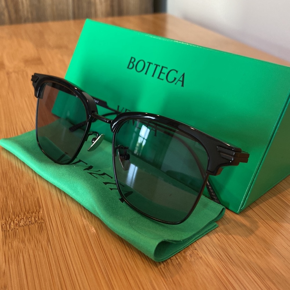 Bottega Veneta Light Ribbon Square Sunglasses - Picture 6 of 6